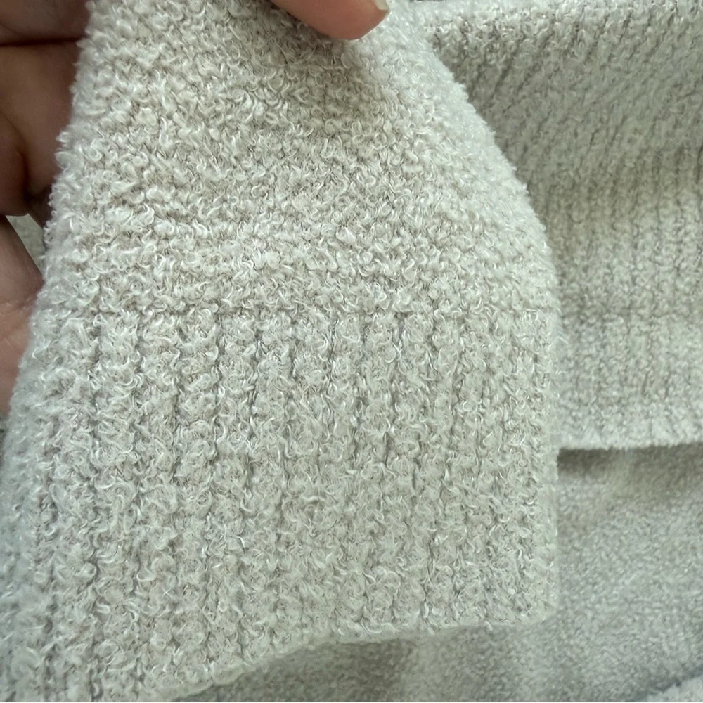 Barefoot dreams women’s cream size medium cardigan, cozy lounge wear soft